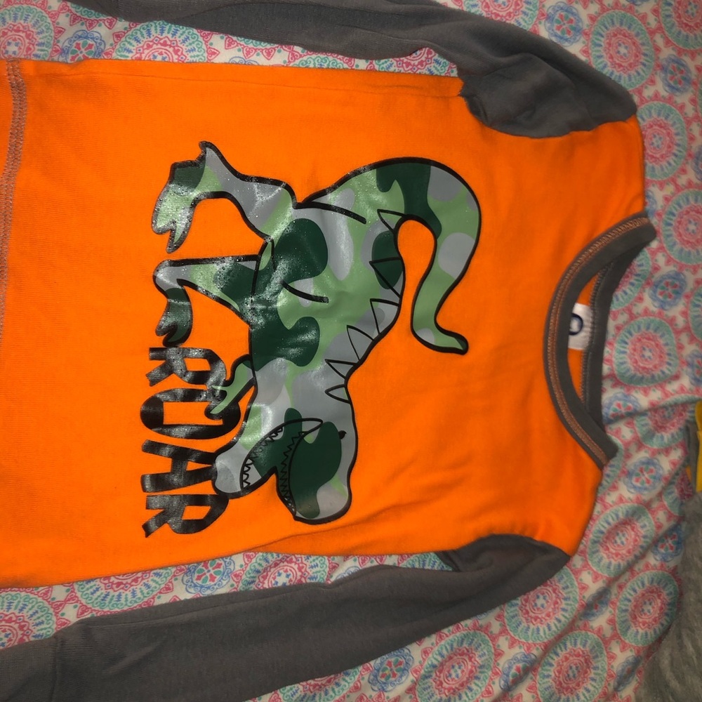 3 3T T-shirt for boys